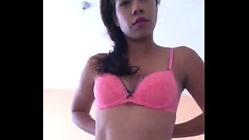play Xxx pela primeira vez com uma adolescente.
