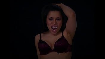 play Un maschio nero con un pene mostruoso vuole fare xxx con una vecchia ragazza