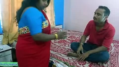 play Desi Bhabhis heißes Audio ruft Xxx-Freunde während der Bürozeiten ihres Mannes an
