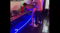 play رجل التوصيل ينضم إلى العربدة العامة في الحزب الأرجنتيني - FOCU69