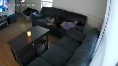 play Prinde gospodina excitată care se masturbează pe cam ascunsă